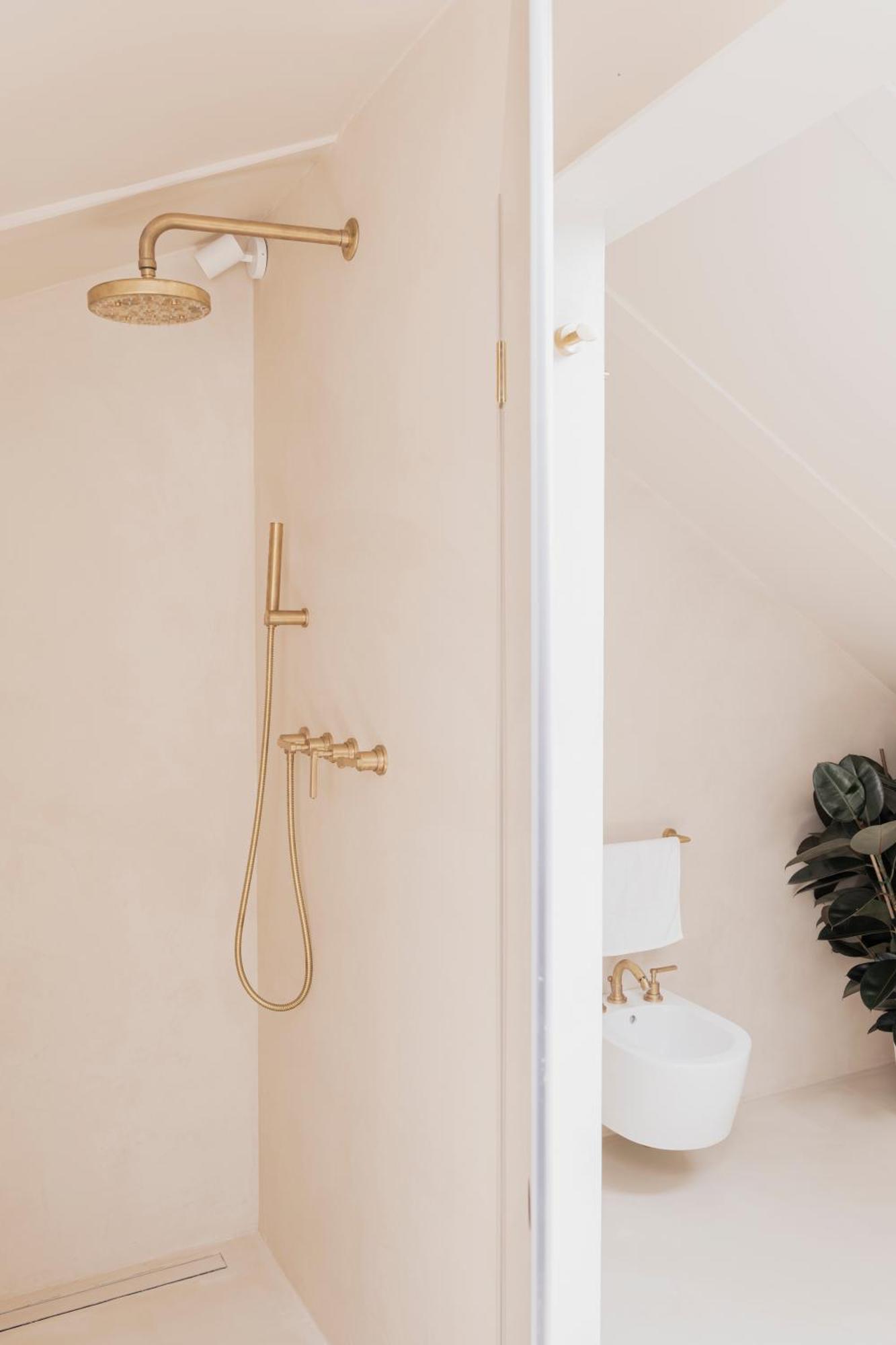 Palazzo Mazzini Aparthotel Комо Екстериор снимка