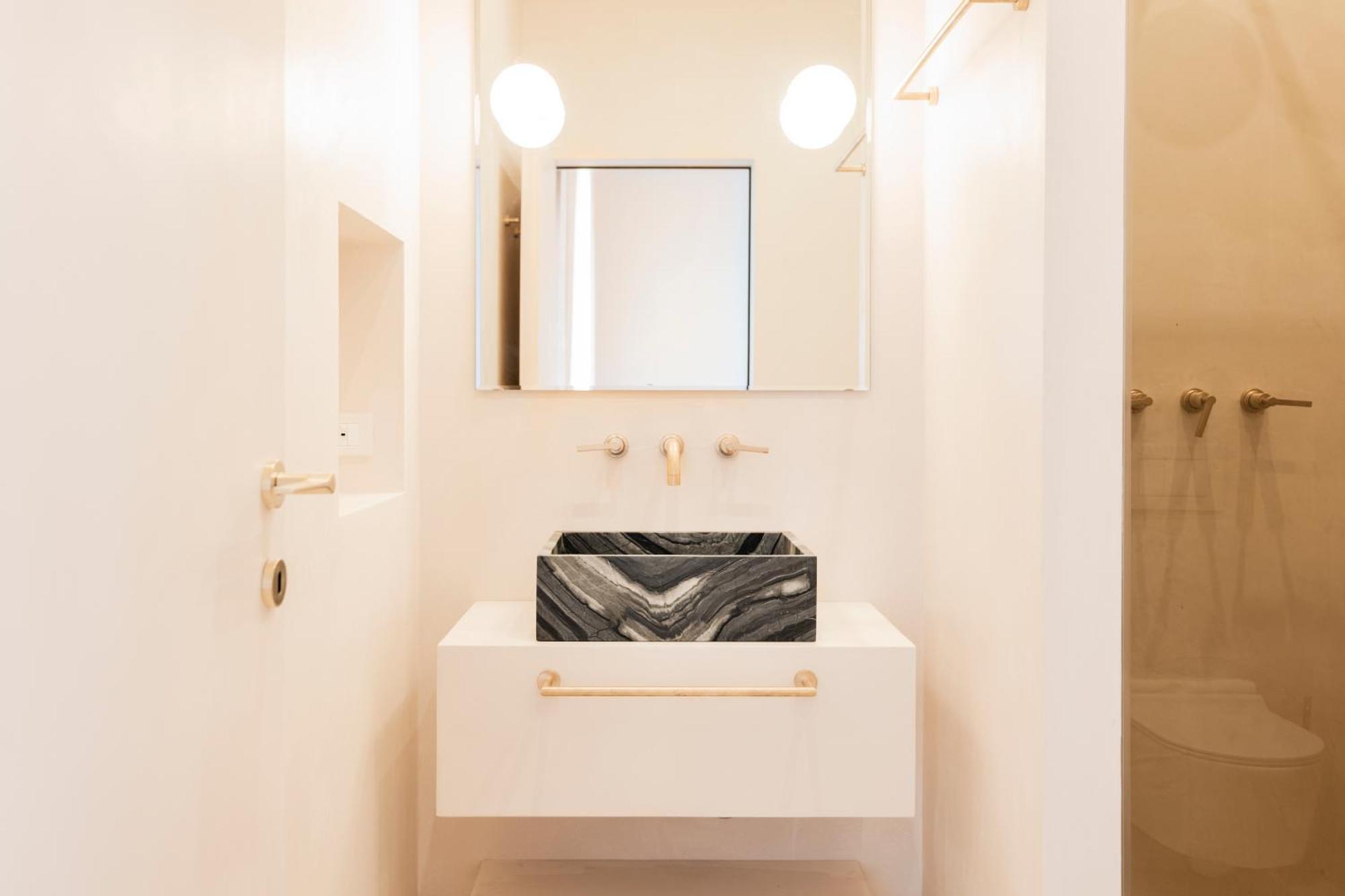 Palazzo Mazzini Aparthotel Комо Екстериор снимка